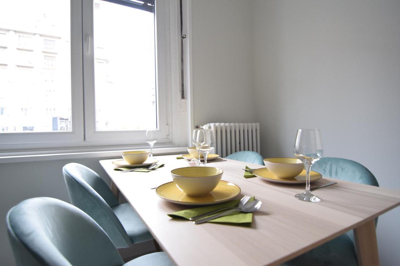 Beautiful Apartment In Old City บูคาเรสต์ ภายนอก รูปภาพ